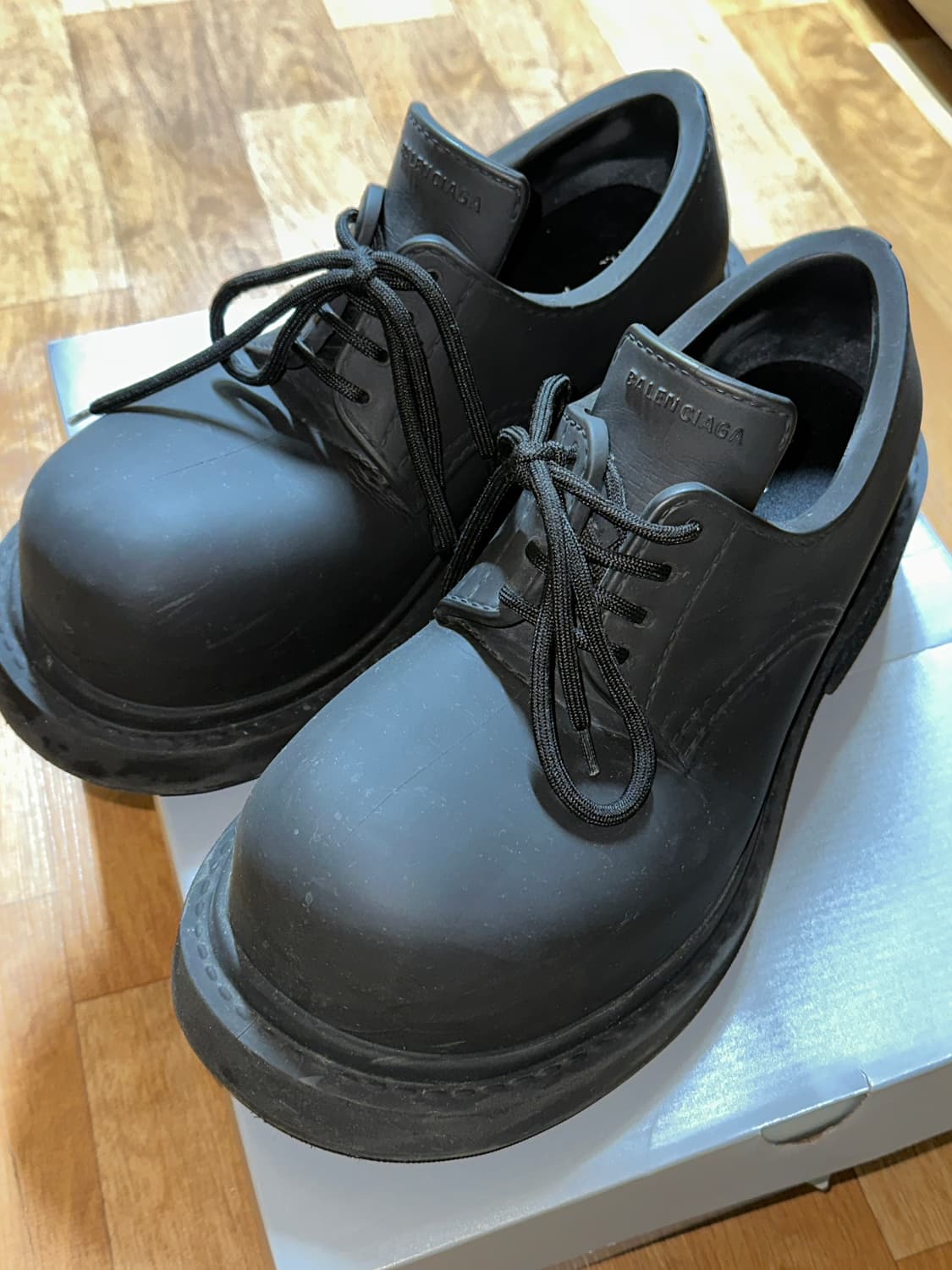 발렌시아가 스테로이드 더비 (43) 상품이미지1