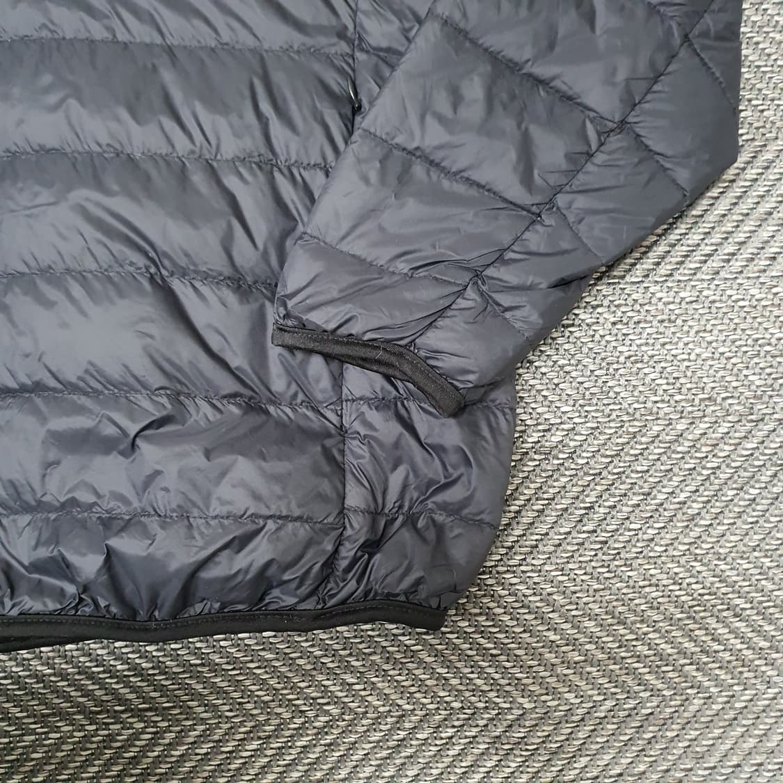 심플한 오리털 경량패딩 자켓 남자115 상품이미지4