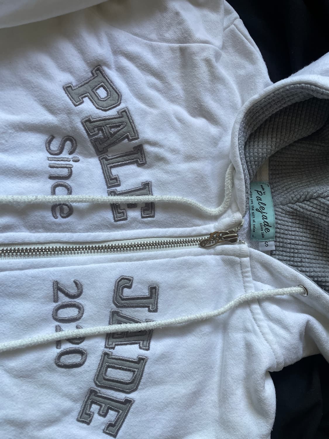 페일제이드 후드집업 화이트 상품이미지2