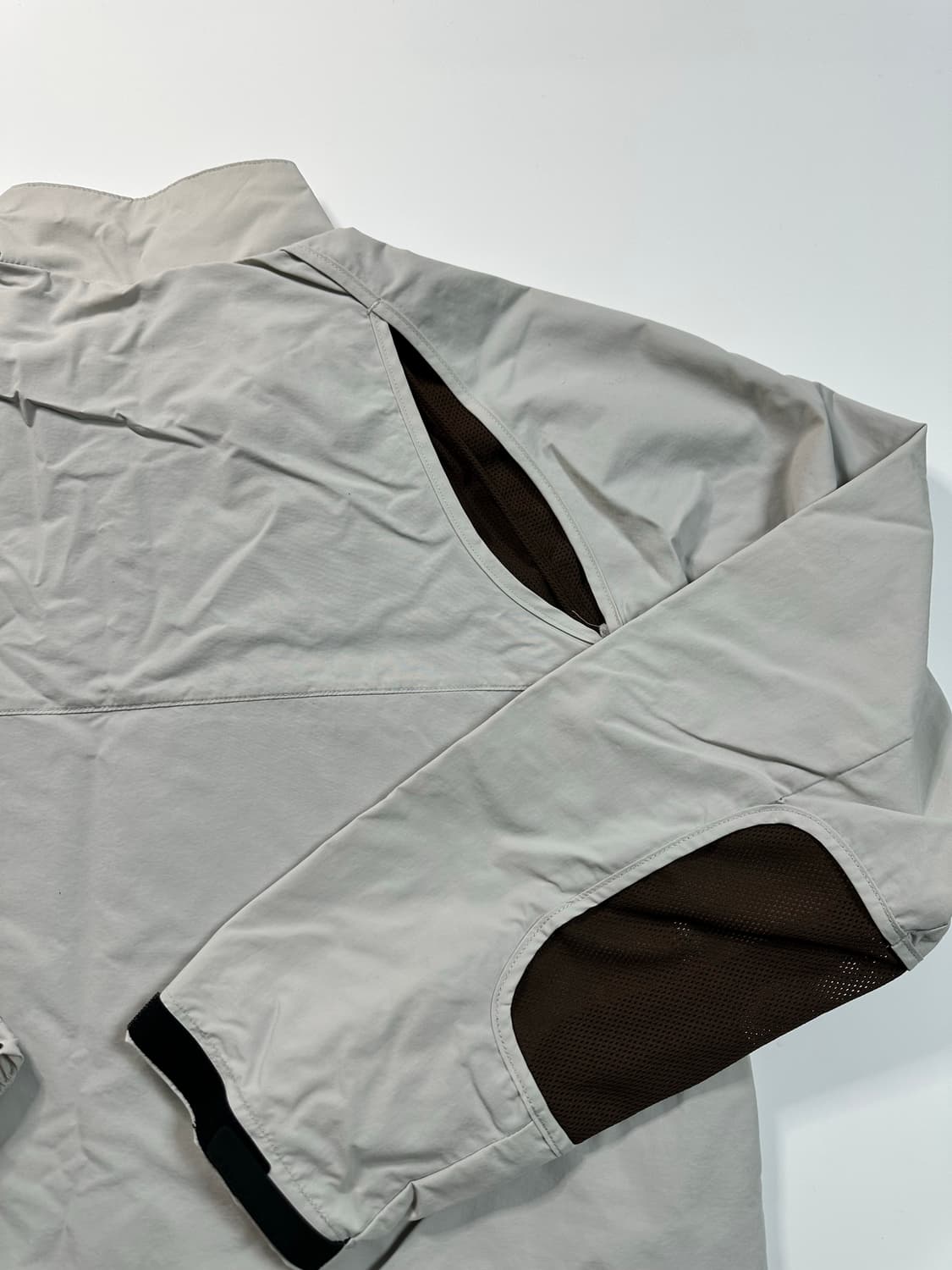 산산기어 슬래쉬 슬릿 바람막이 자켓 상품이미지7