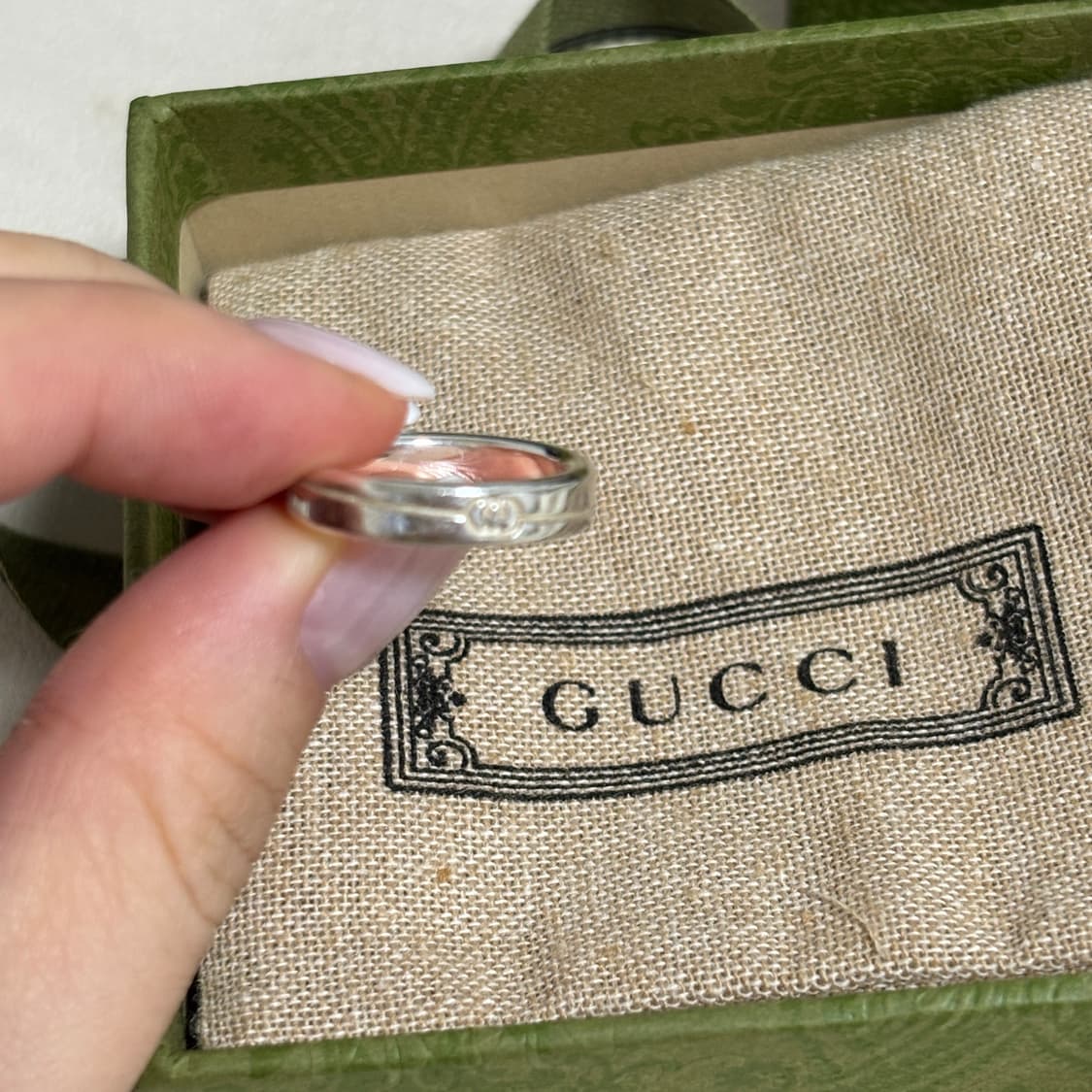 구찌 다이아그널 인터로킹 G 반지 (8호 희귀사이즈) 상품이미지3