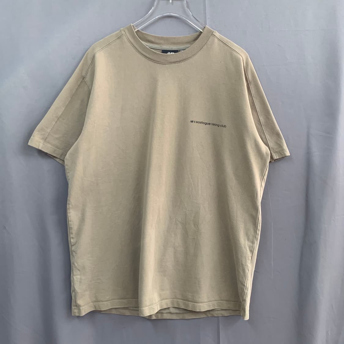 L 뉴발란스 X 이스트로그 콜라보 프린팅 반팔티 상품이미지2