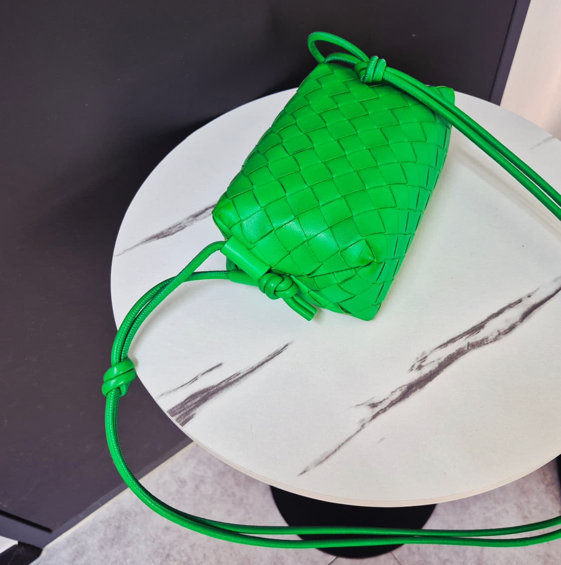 보테가 베네타 카메라백 상품이미지6