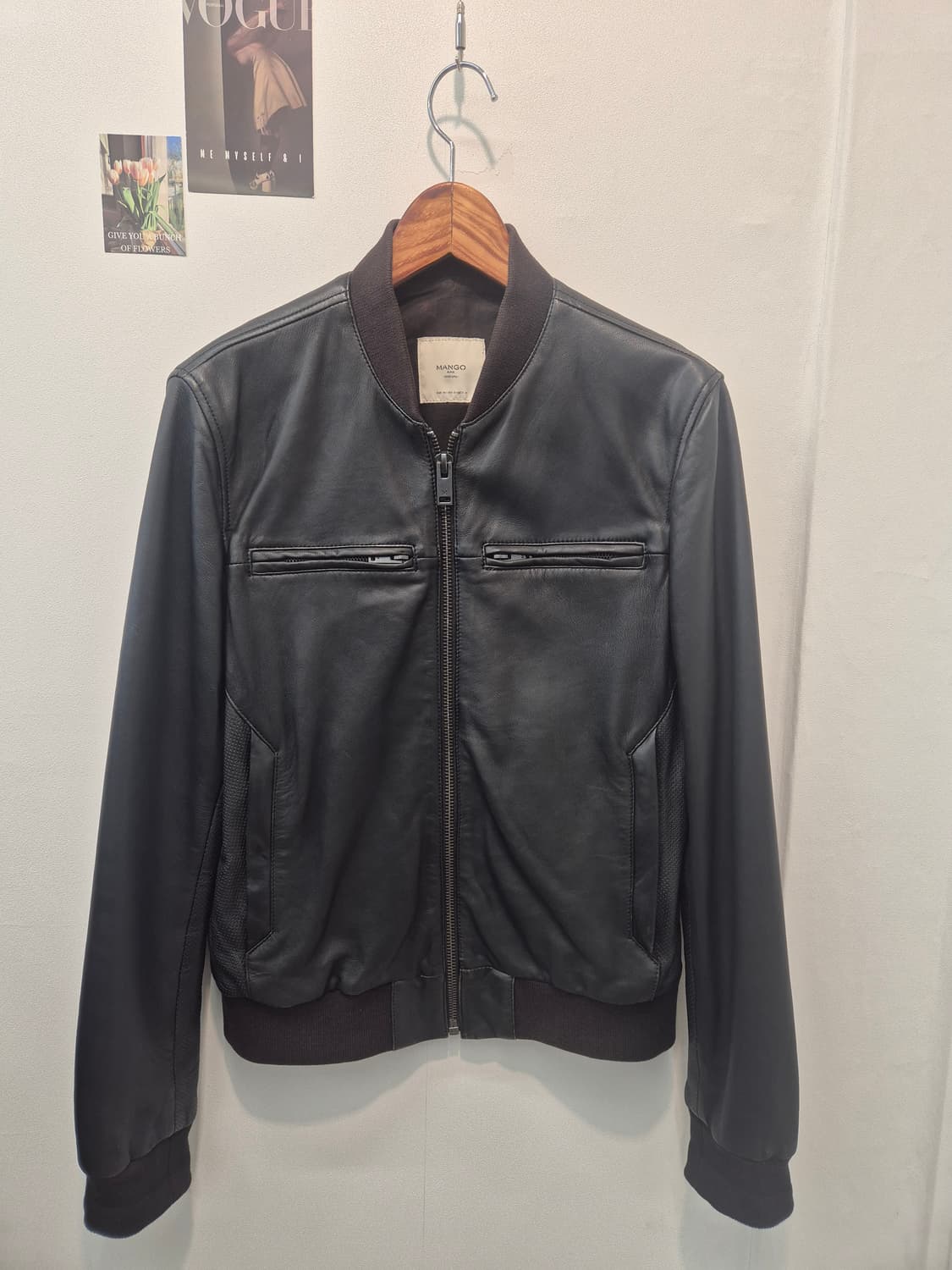 망고 남성 가죽 봄버 블랙 가죽 자켓  M
 상품이미지1