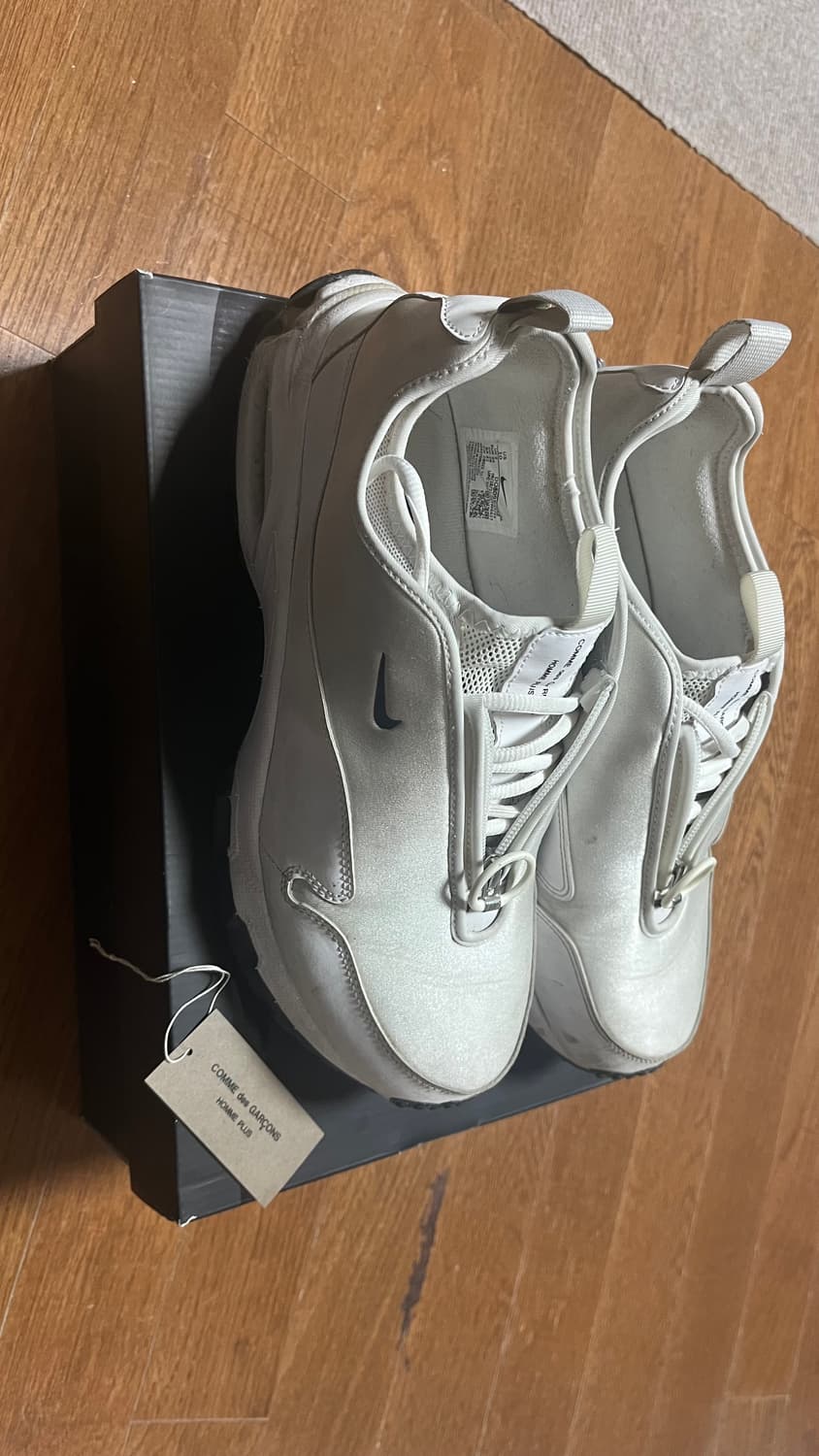 나이키 x 꼼데가르송 옴므 플러스 에어맥스 선더 SP 화이트 상품이미지1