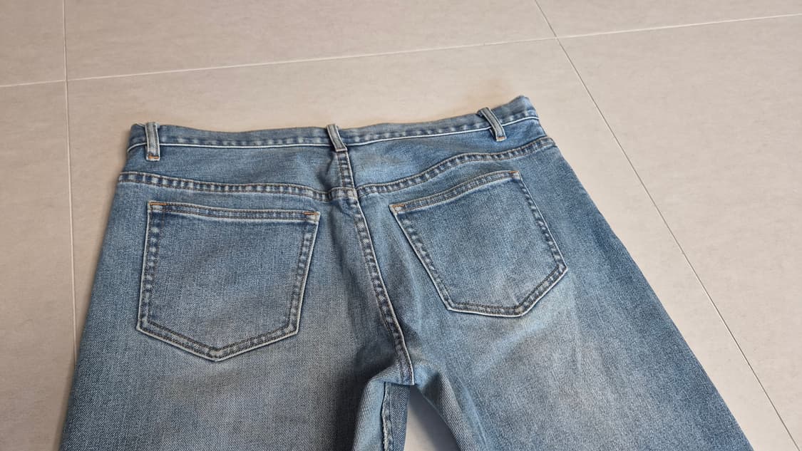 A.P.C 아페쎄 뉴스탠다드 클래식 스트레이트핏 청바지 상품이미지4