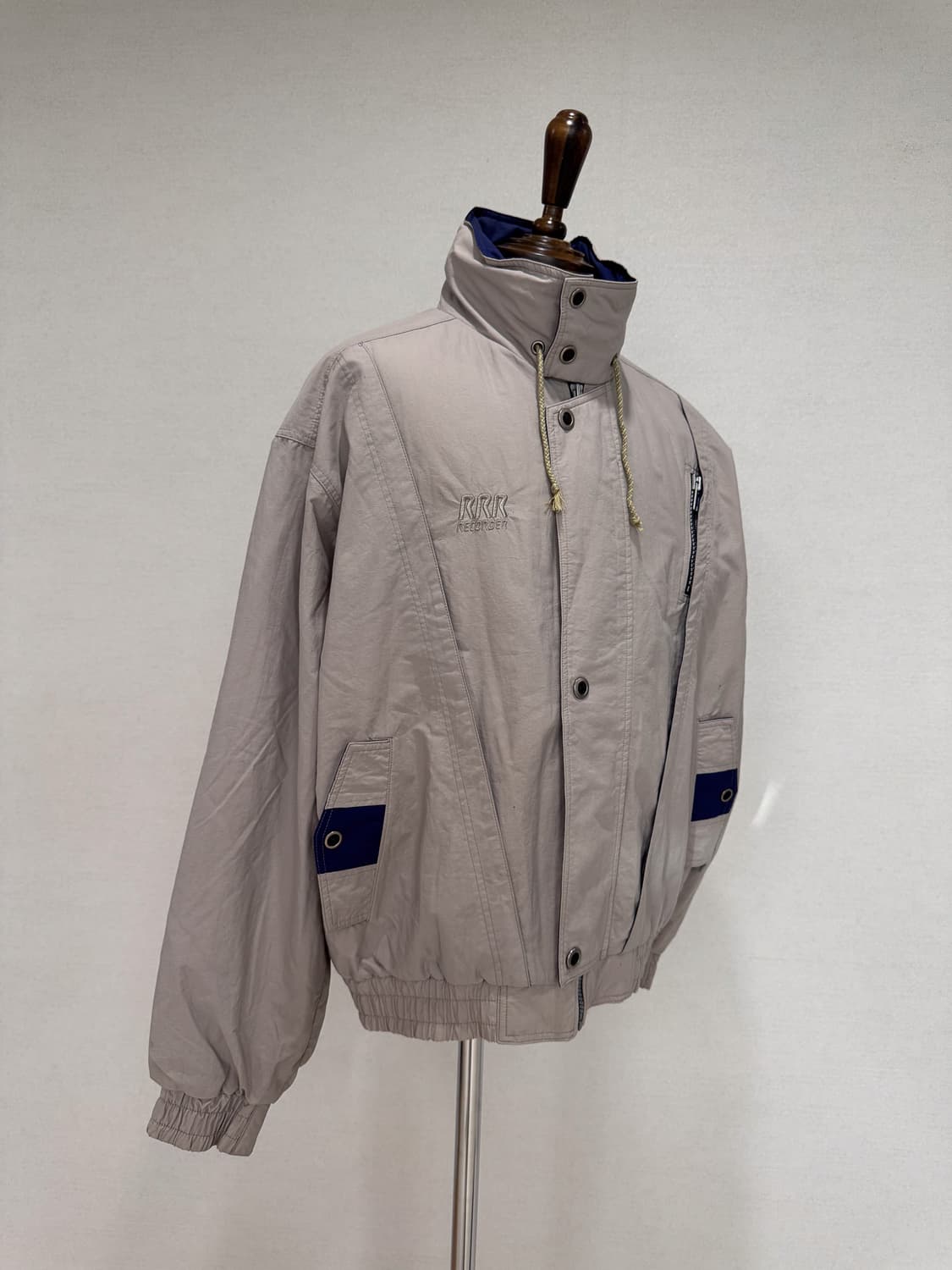 RECORDER by ASICS  멀티 포켓 후드 바람막이 상품이미지3