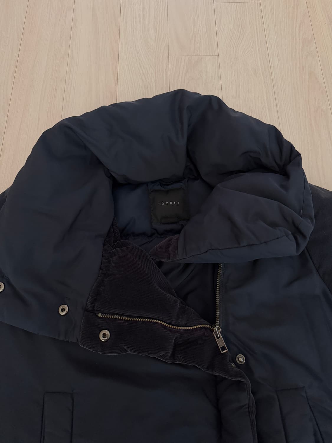 theory 패딩 상품이미지4