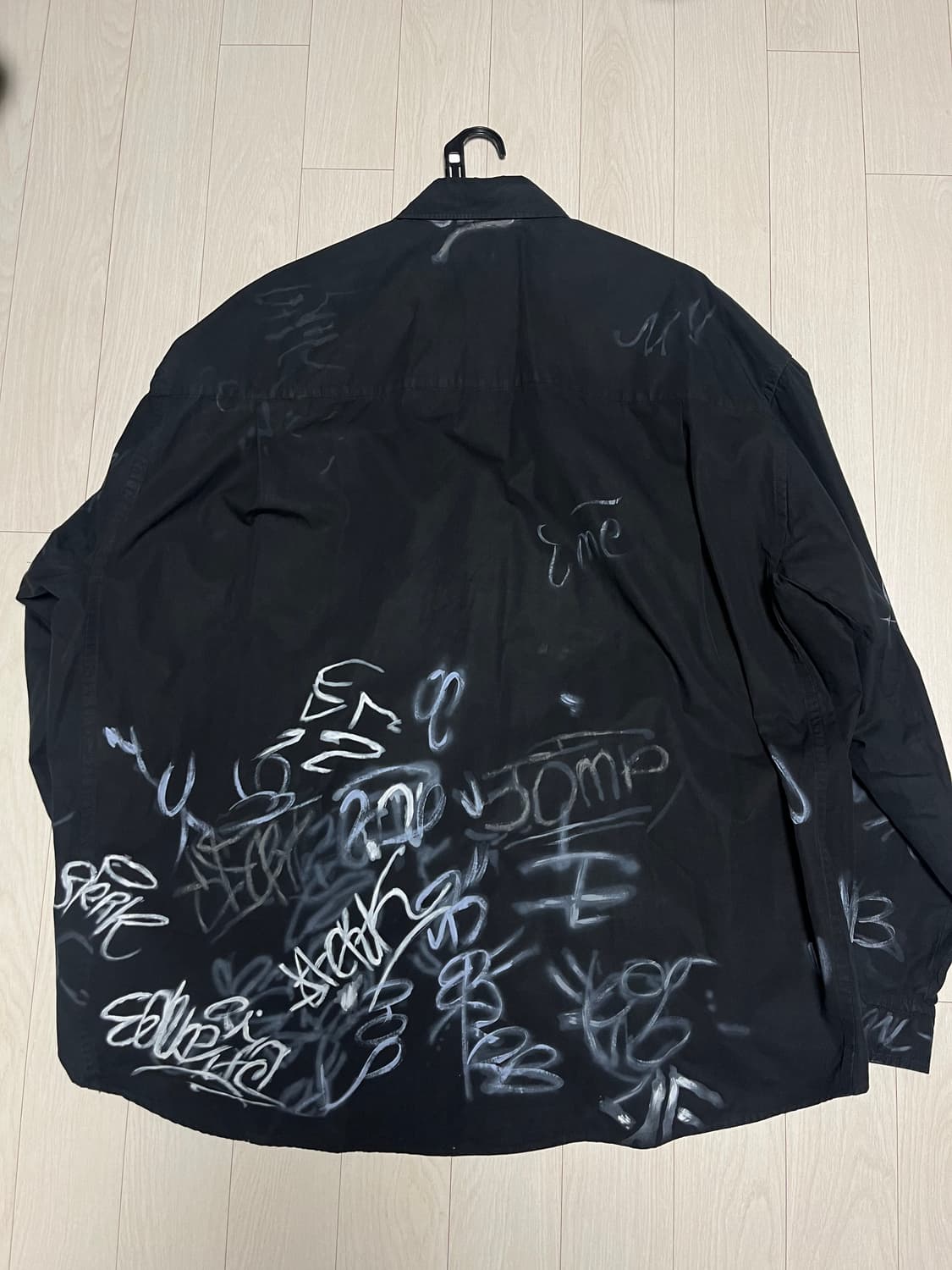 발렌시아가 스케이터 셔츠 상품이미지2