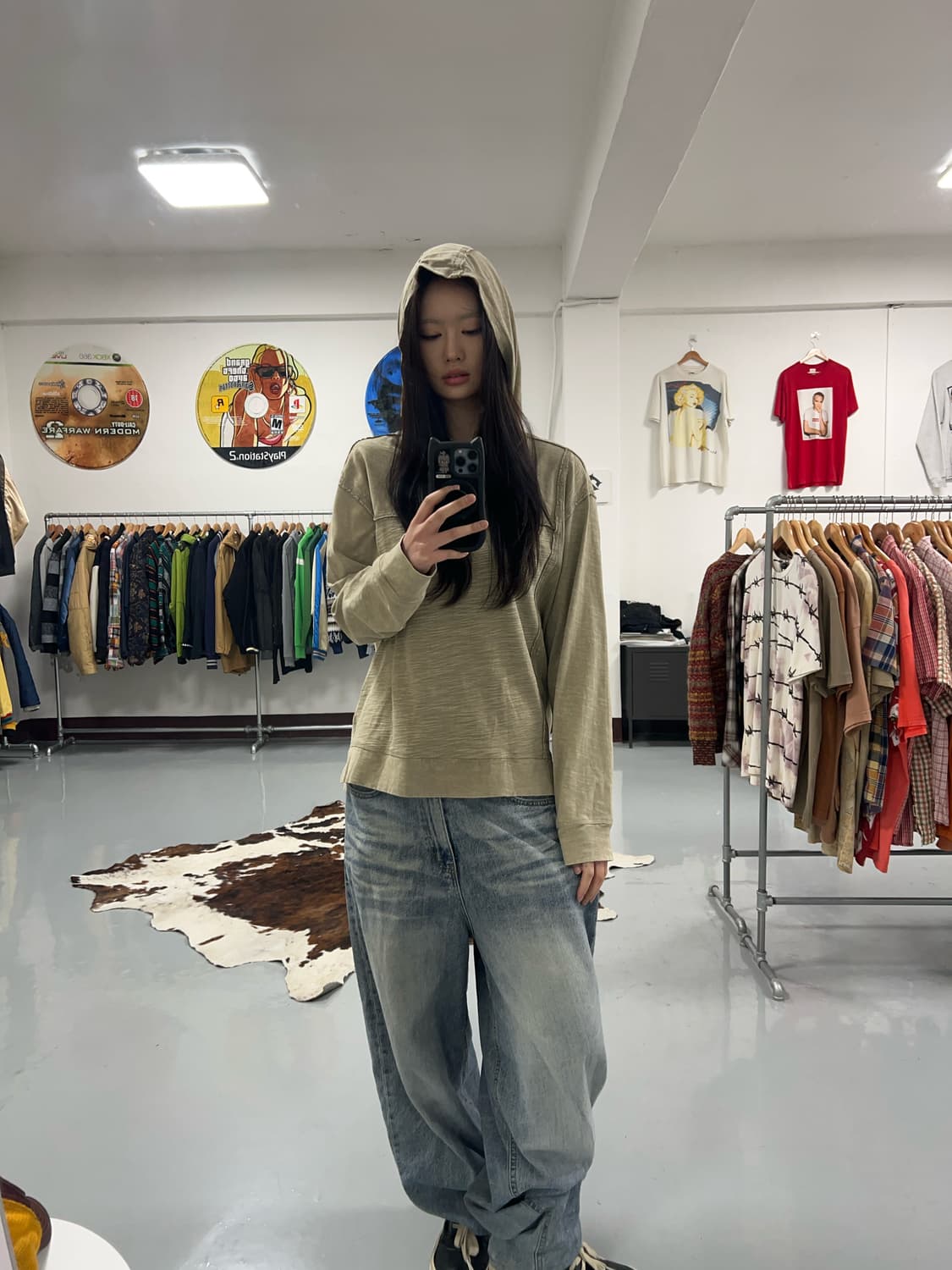 존바바토스 고즈넉 절개 후디 상품이미지2