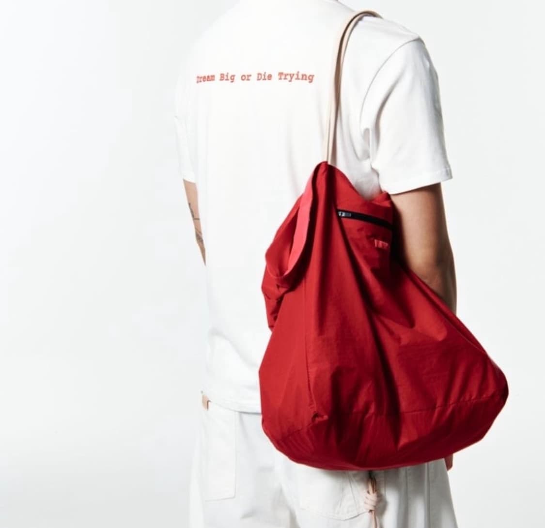 xlim ep.7 시놉시스 02 백 레드 상품이미지1