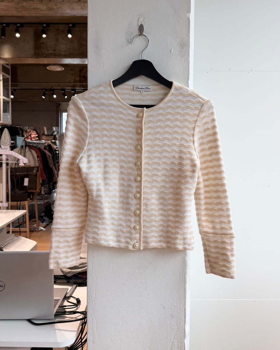 크리스찬 디올 베이지 웨이브패턴 가디건  상품이미지2