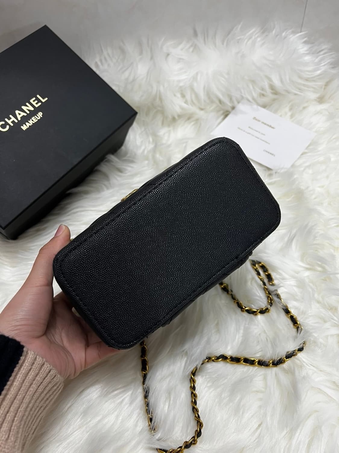 샤넬뷰티 이니셜 탑핸들 베니티 체인크로스 백 메이크업 백 상품이미지6