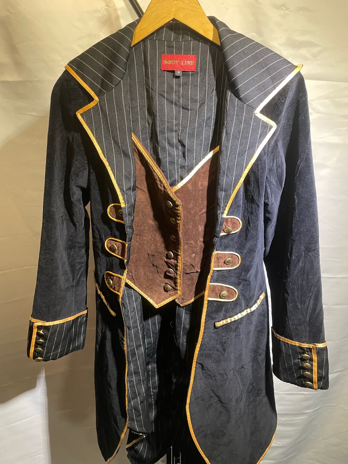 Bodyline 2006season tailcoat 상품이미지2