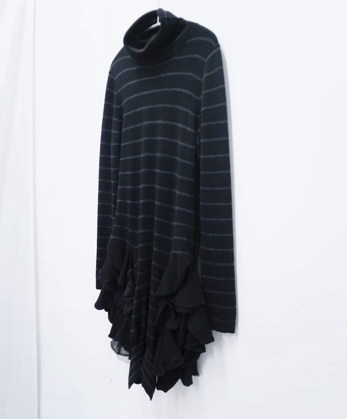 sacai stripe ruffle knit dress 상품이미지2