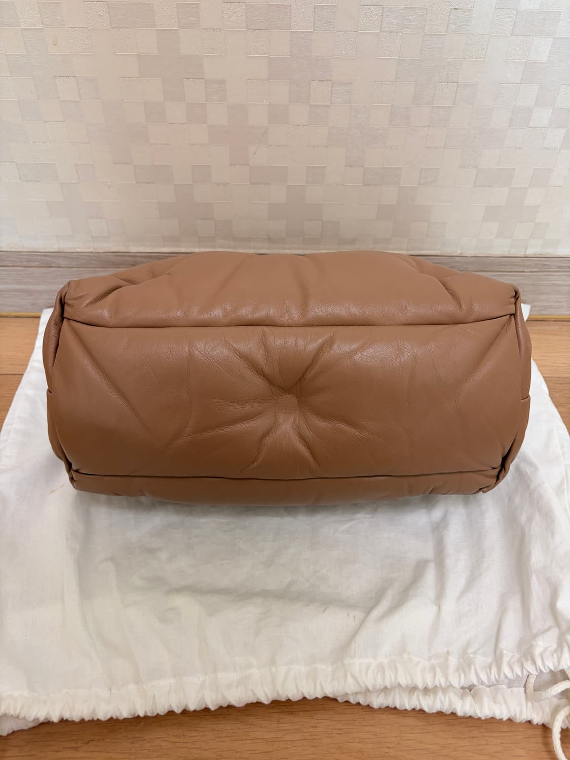 메종마르지엘라 글램 슬램 숄더백 베이지 상품이미지5