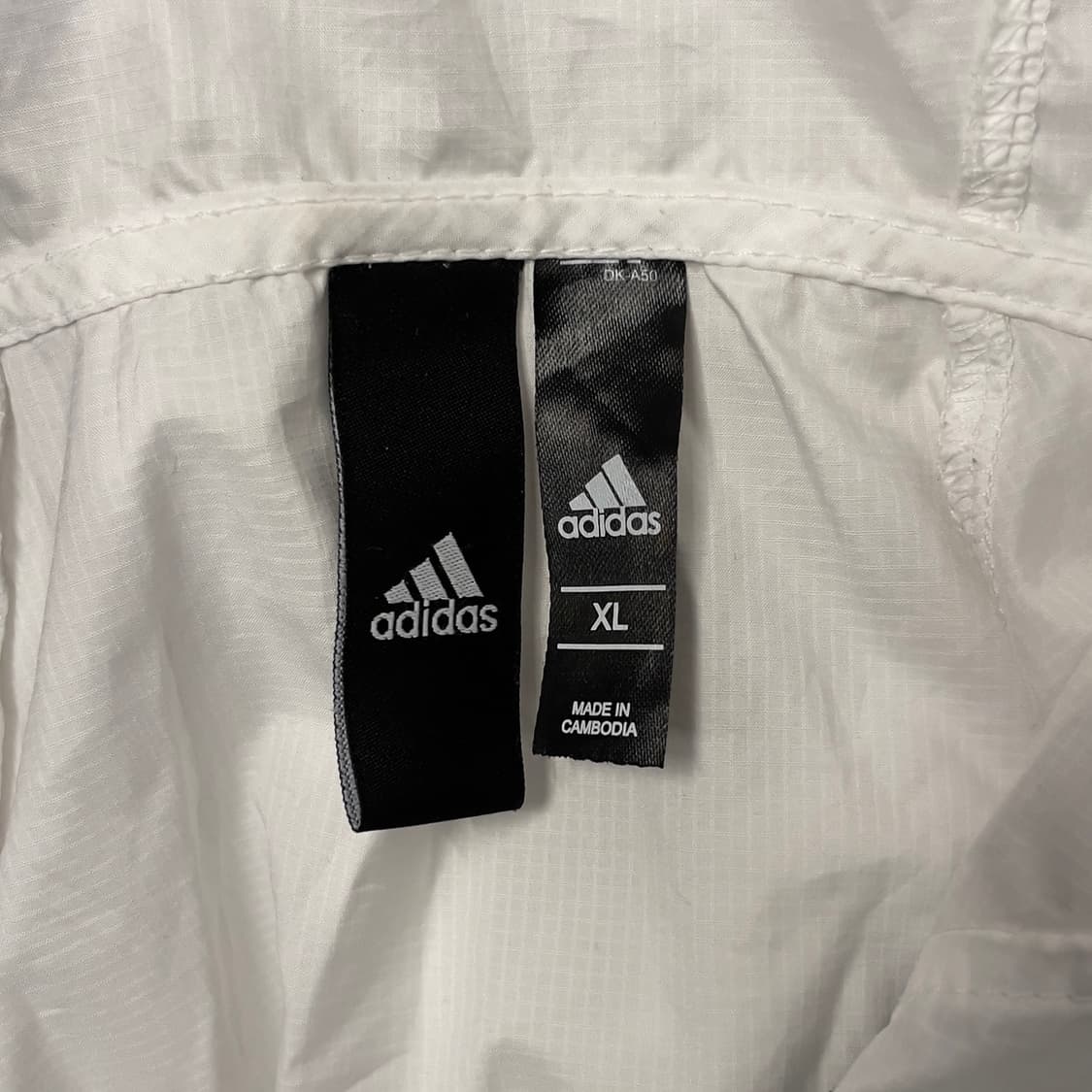 아디다스 러닝 화이트 경량 바람막이 자켓   상품이미지6