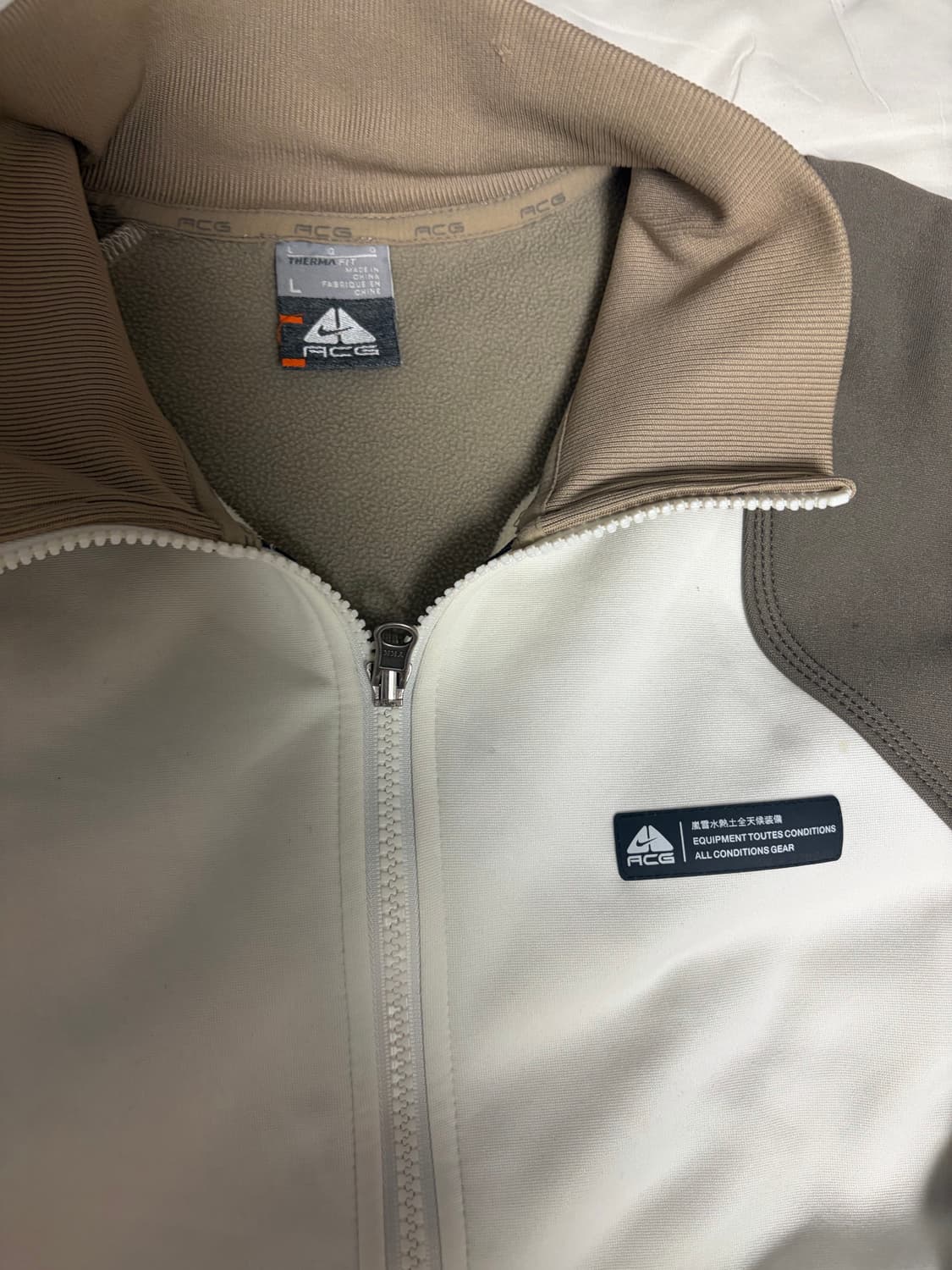 Nike acg 트랙자켓 집업 상품이미지3