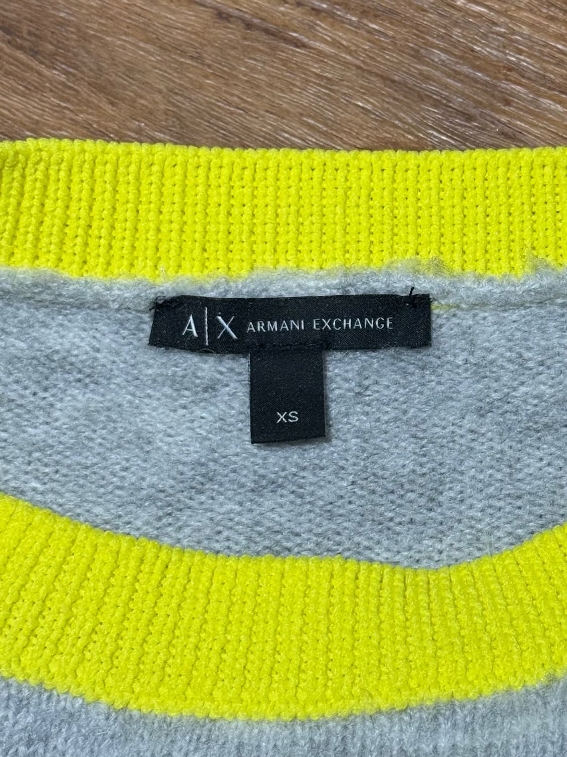 아르마니 익스체인지 그레이 네온 옐로우 투톤 케이블 스웨터 상품이미지7