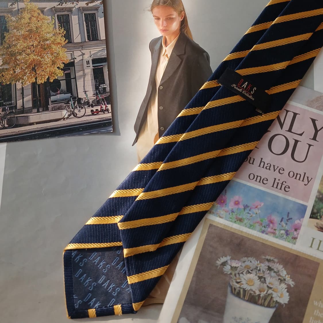 닥스 실크 네이비 스트라이프 넥타이 8.2cm A+등급 A18948
 상품이미지3