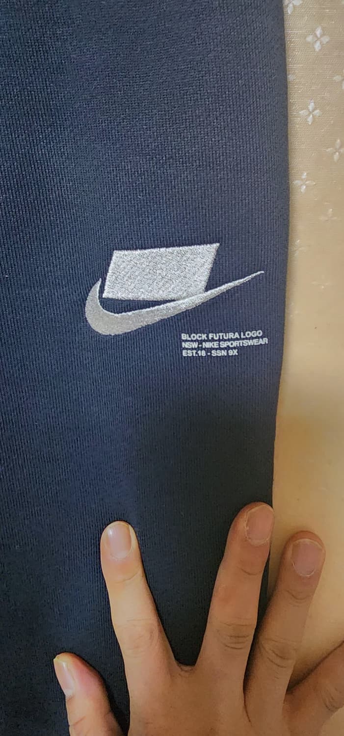 나이키 남성  블랙 기모 트레이닝팬츠 상태굿 L 상품이미지4