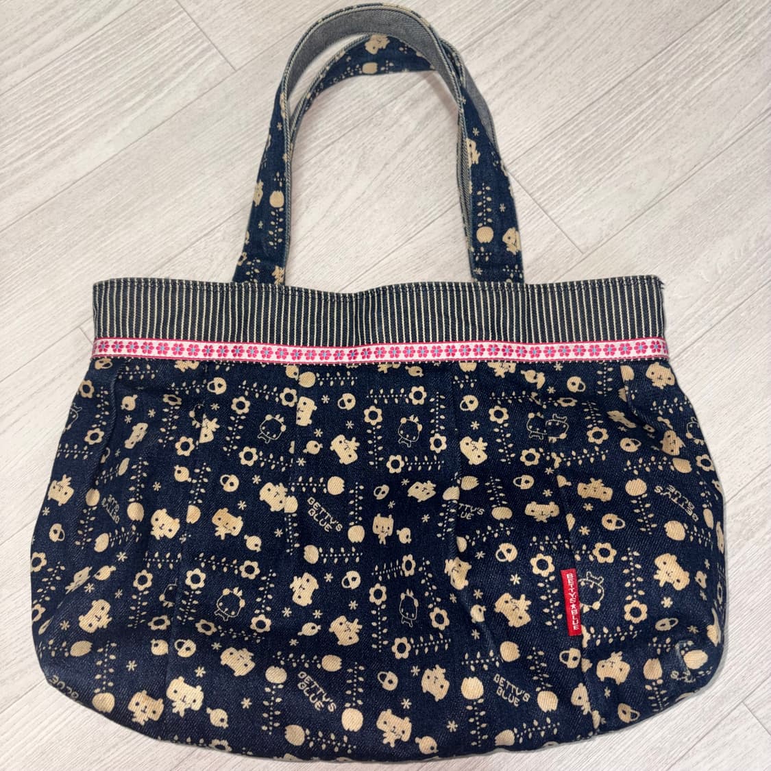 BETTY’S BLUE 베티스블루 데님 토트백 상품이미지1