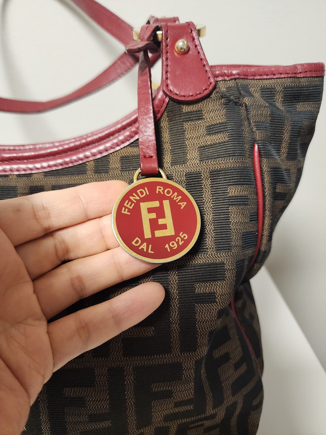 펜디 FF로고 쥬카 숄더백  상품이미지5