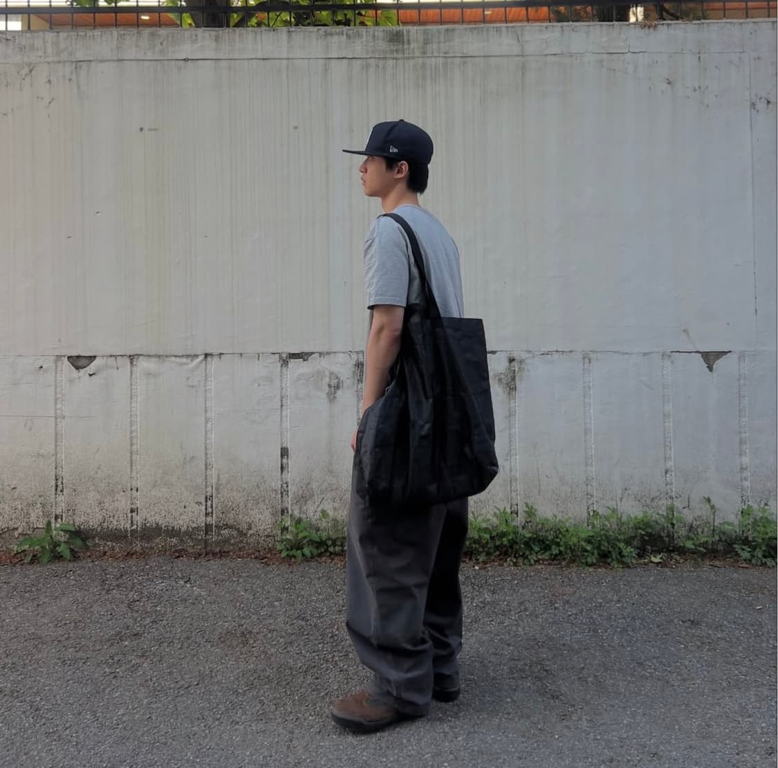 빔즈 SSZ 24년도 겟 헤머드 치노 팬츠 그레이 상품이미지2