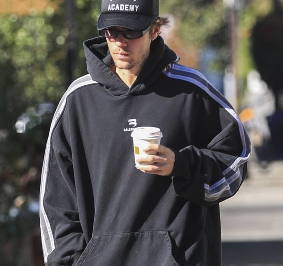 발렌시아가 스포티B 후디 상품이미지1