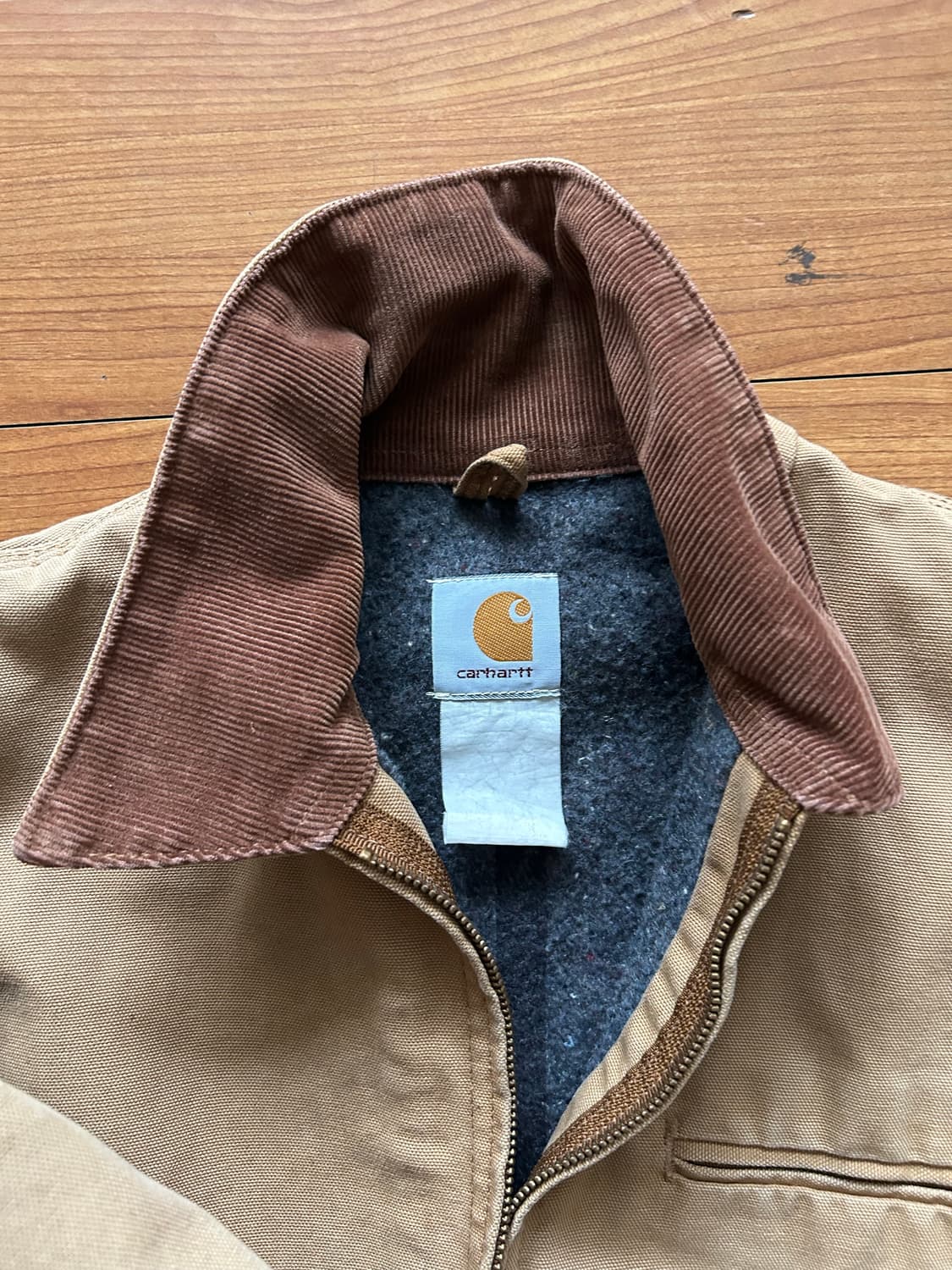 칼하트 디트로이트 j01 자켓 상품이미지5