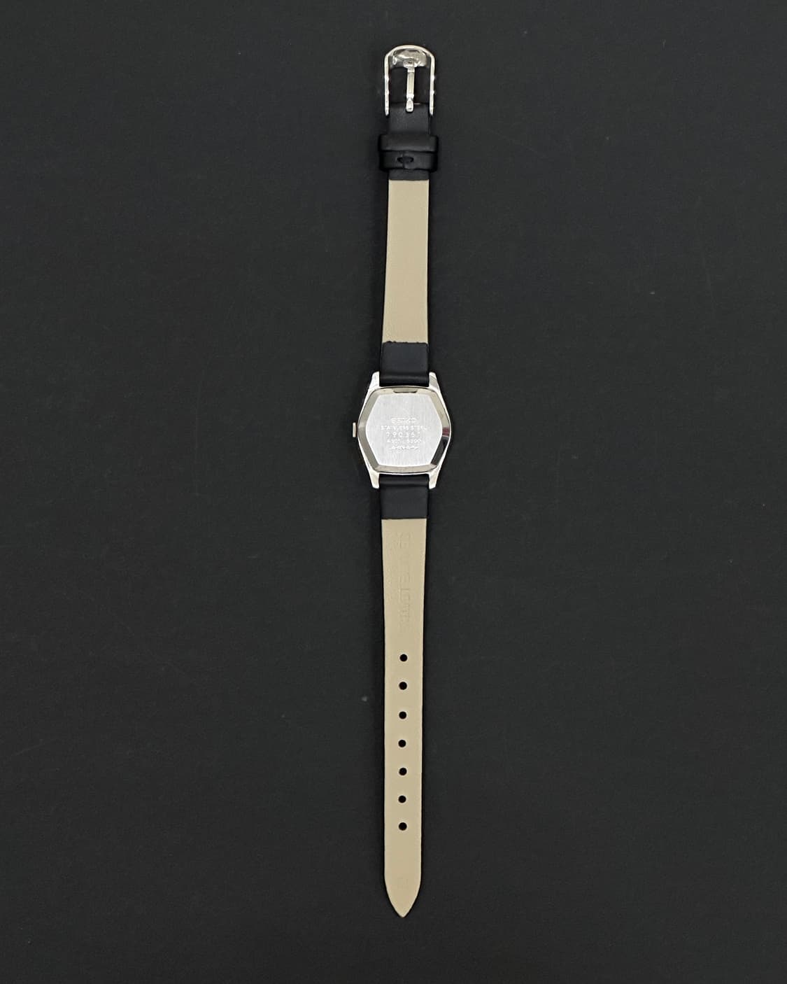 세이코 토노형 케이스 쿼츠 시계 상품이미지6