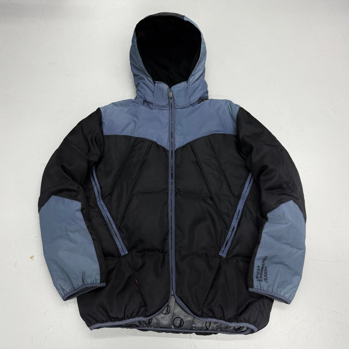 리바이스 엔진 엔지니어드 덕다운 하이넥 패딩 상품이미지2