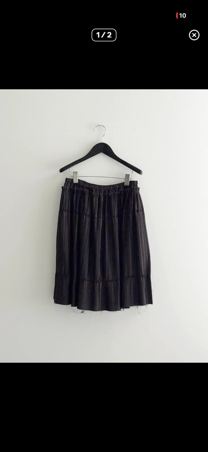 (구해요) 노이어덜트 25FW 오데뜨 플리츠 스커트 차콜 상품이미지1