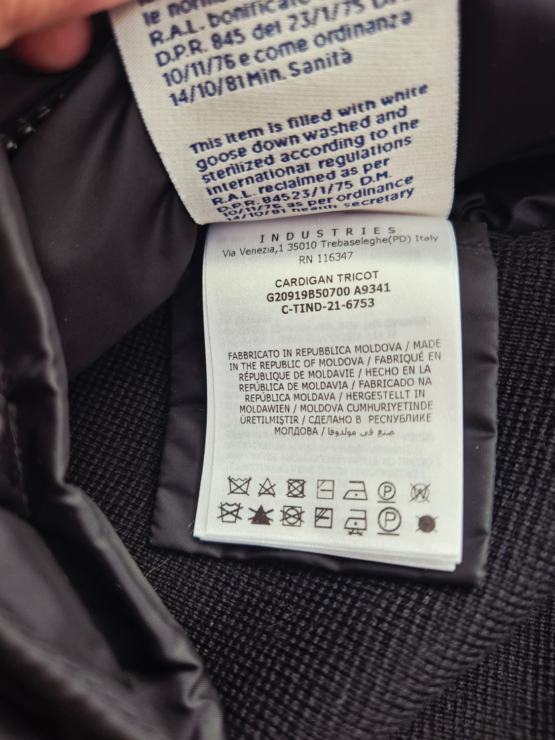 몽클레어 니트패딩 21fw 사이즈m(상태S급) 상품이미지6