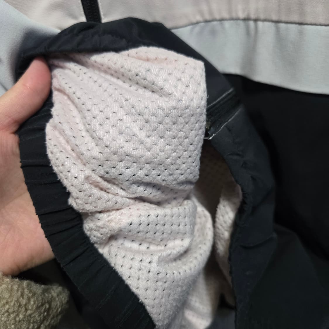 아디다스 여성 딸기우유 트랙탑 바람막이  상품이미지5