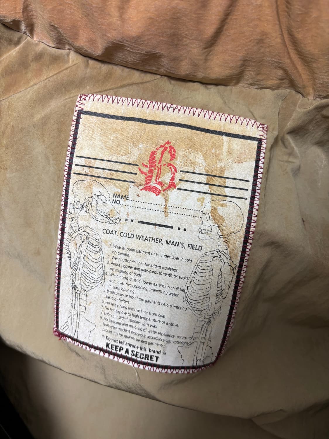 [L] 블랙아웃 오버타이 구스다운 패딩 상품이미지3