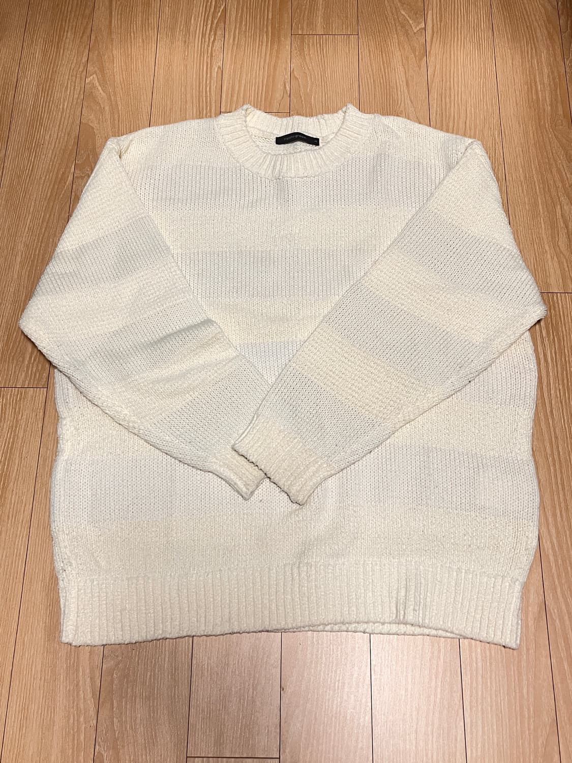 해칭룸 니트 상품이미지1