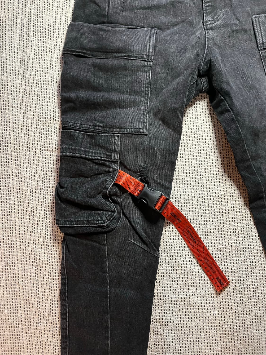 zara damaged cargo skinny jeans 상품이미지2