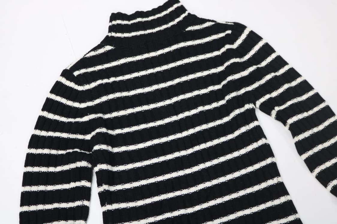 새상품 스트라이프 니트 상품이미지8