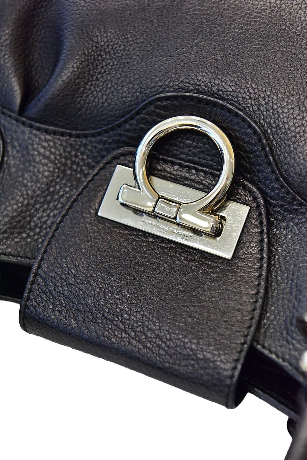 페라가모 간치니 마리사 숄더백(정품) 상품이미지6