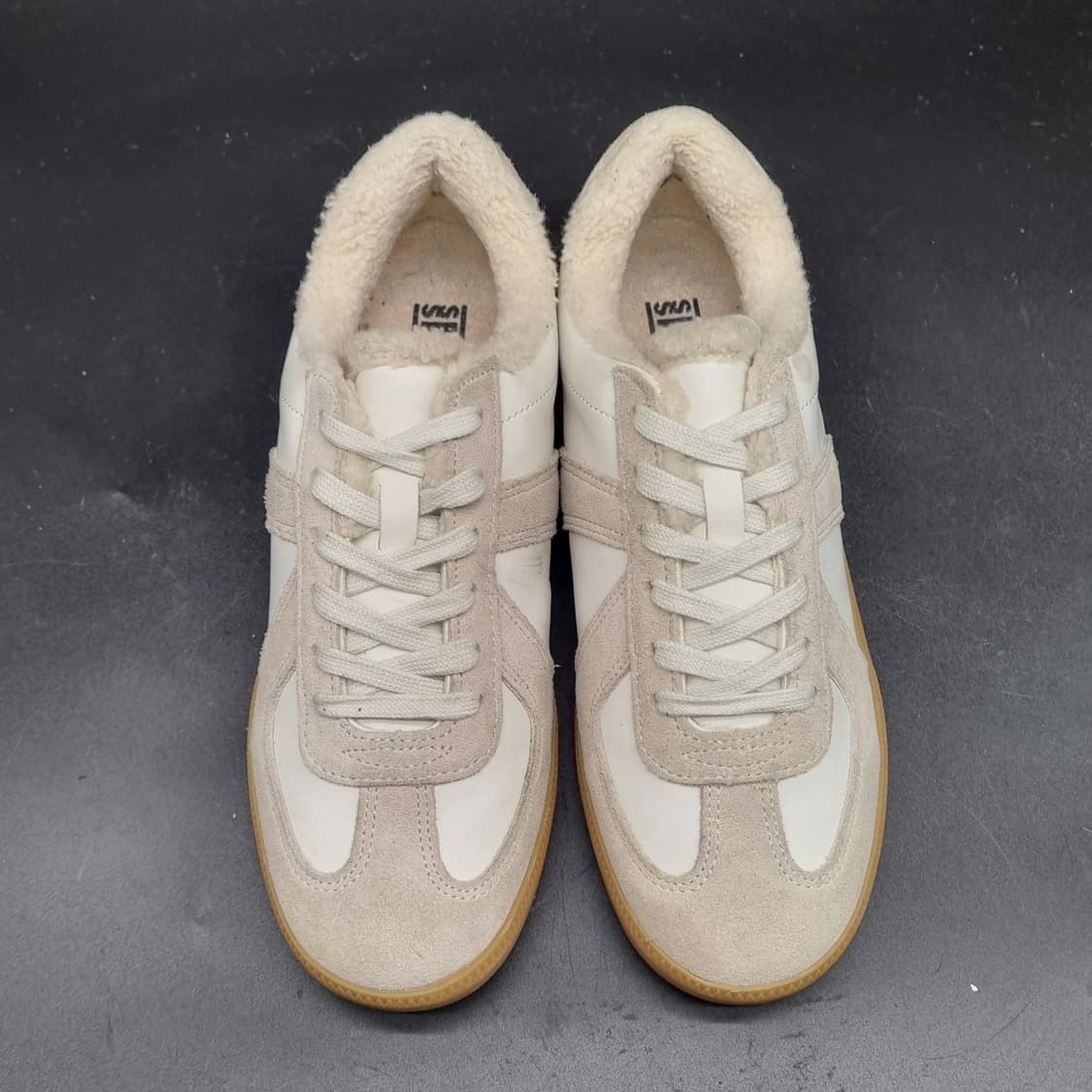 스프리스 안감털 스니커즈 245 상품이미지2