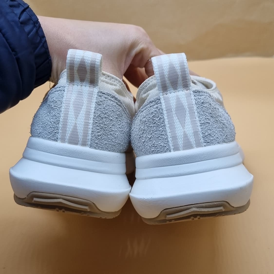 엄브로 토비씨 여성운동화230 상품이미지4