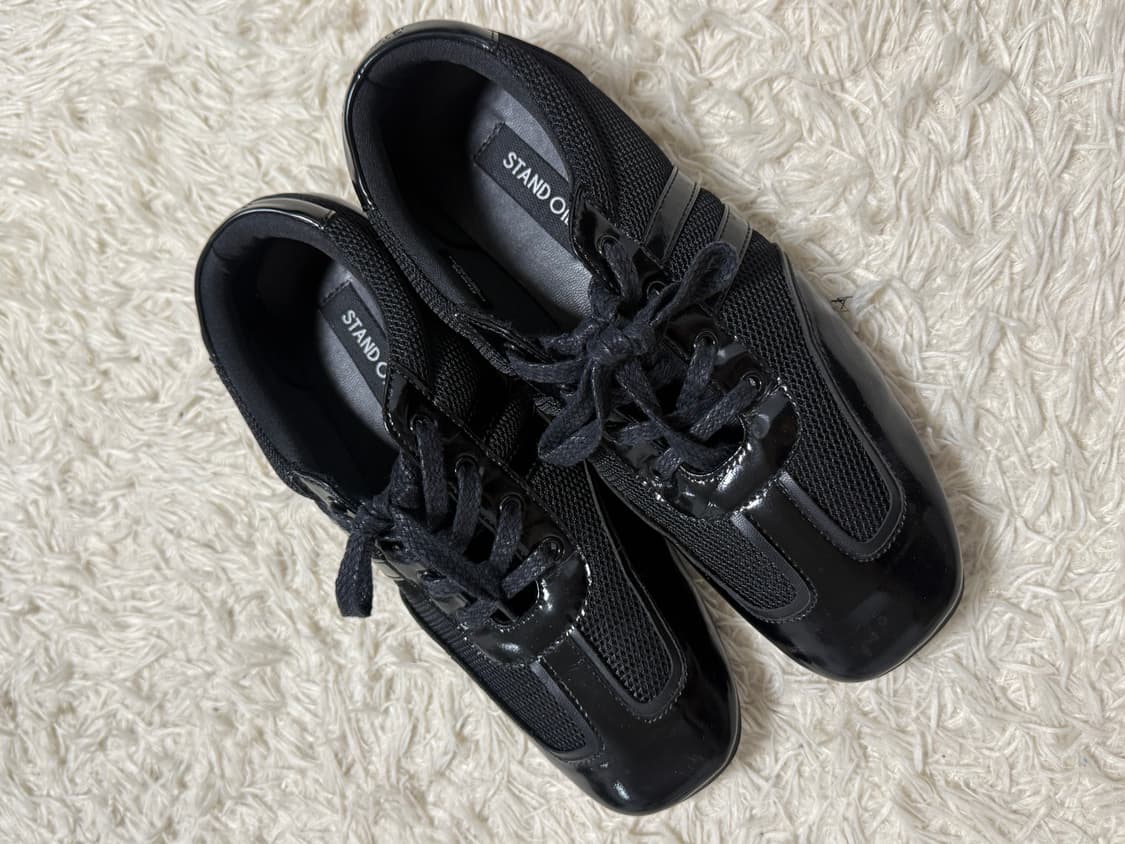 스탠드오일 머로우 스퀘어 스니커즈 블랙 상품이미지3