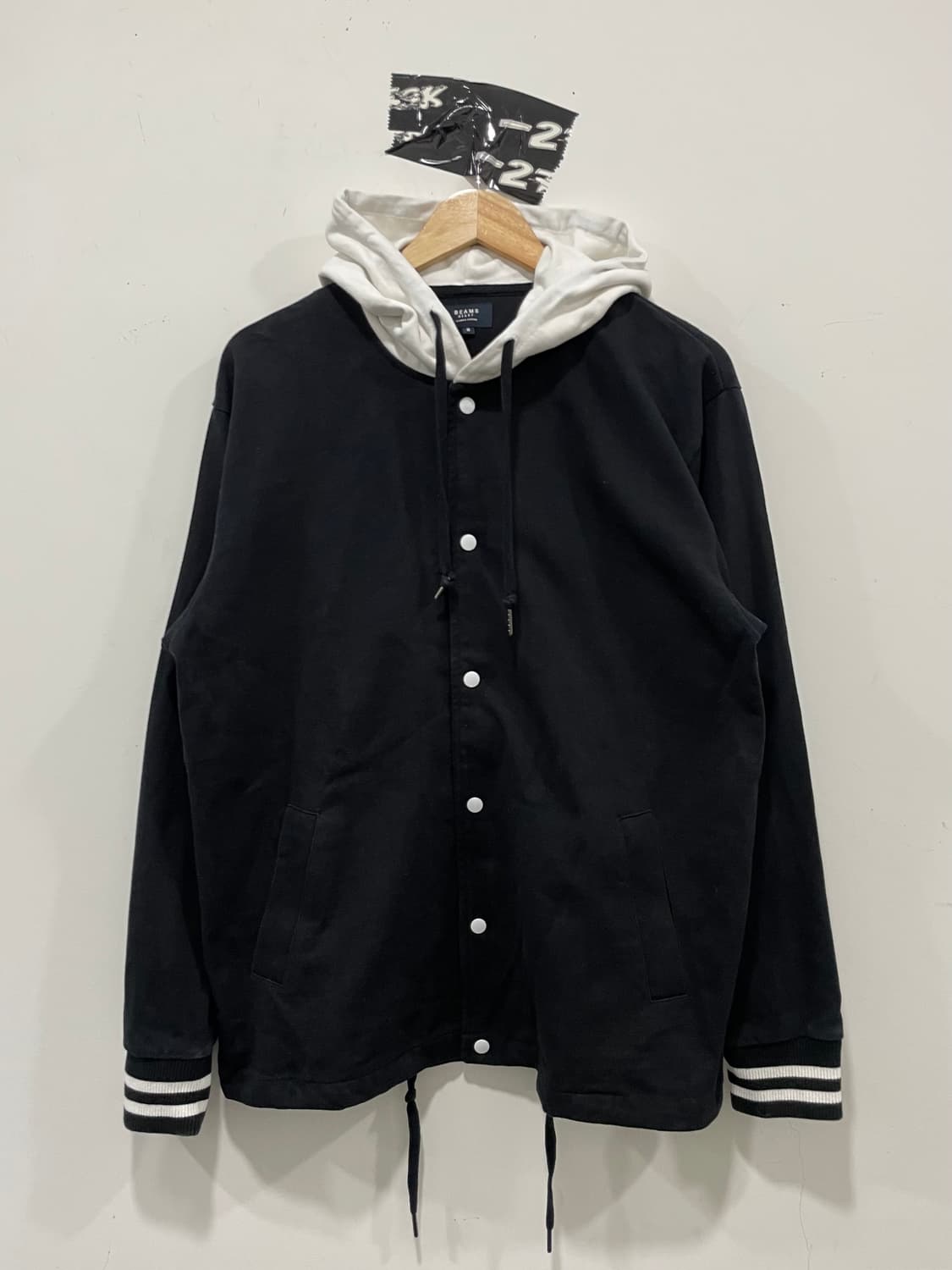 Beams heart 빔즈하트 후드 바시티자켓 상품이미지2