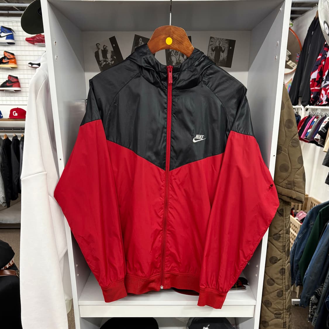 (XL) 나이키 레드블랙 레이디 바람막이 자켓 상품이미지1