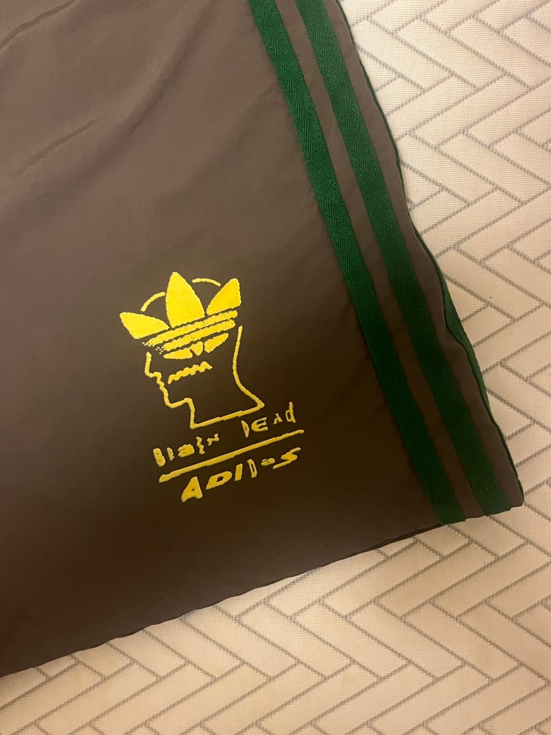 브레인데드 아디다스 쇼츠 상품이미지2