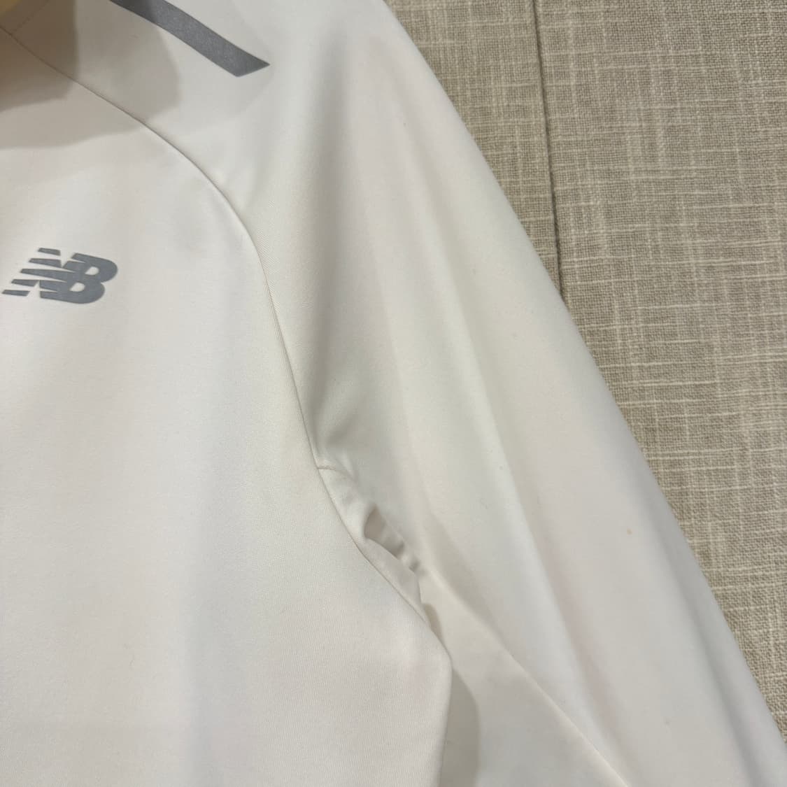 뉴발란스 배색 바람막이 후드집업 L 아이보리 상품이미지7