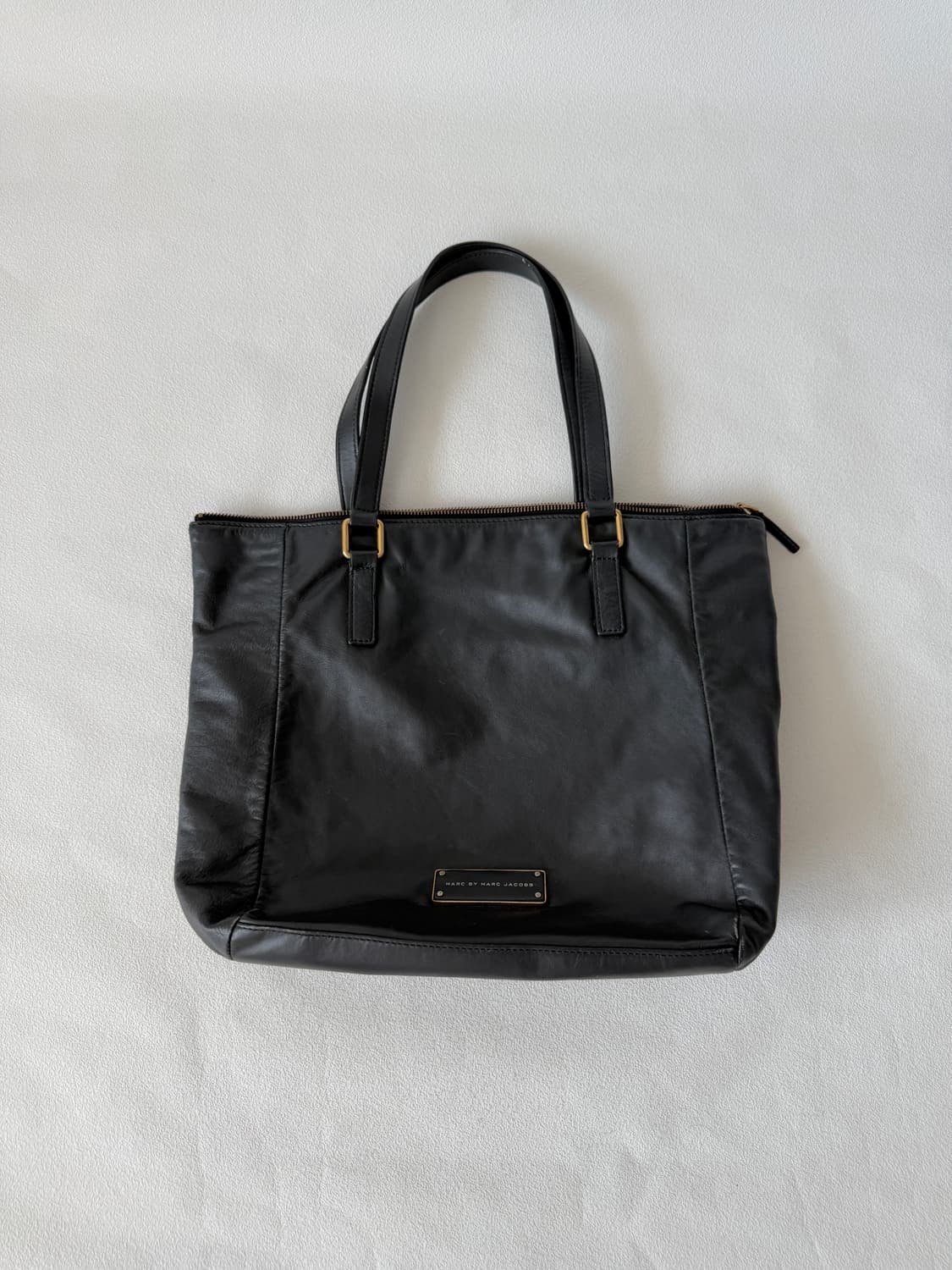 마크 바이 마크제이콥스(MARC BY MARC JACOBS) 레더 토트백 상품이미지1