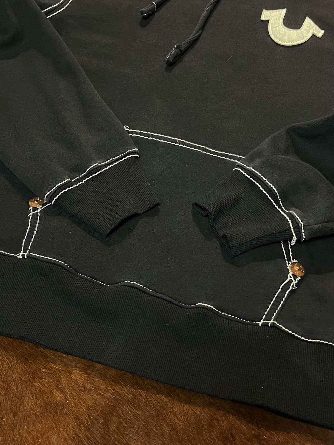 트루릴리젼 스티치 디테일 후드티 상품이미지6