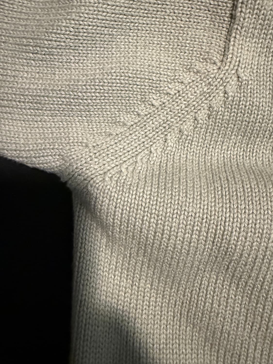 엘엘빈 V넥 니트 L 상품이미지7